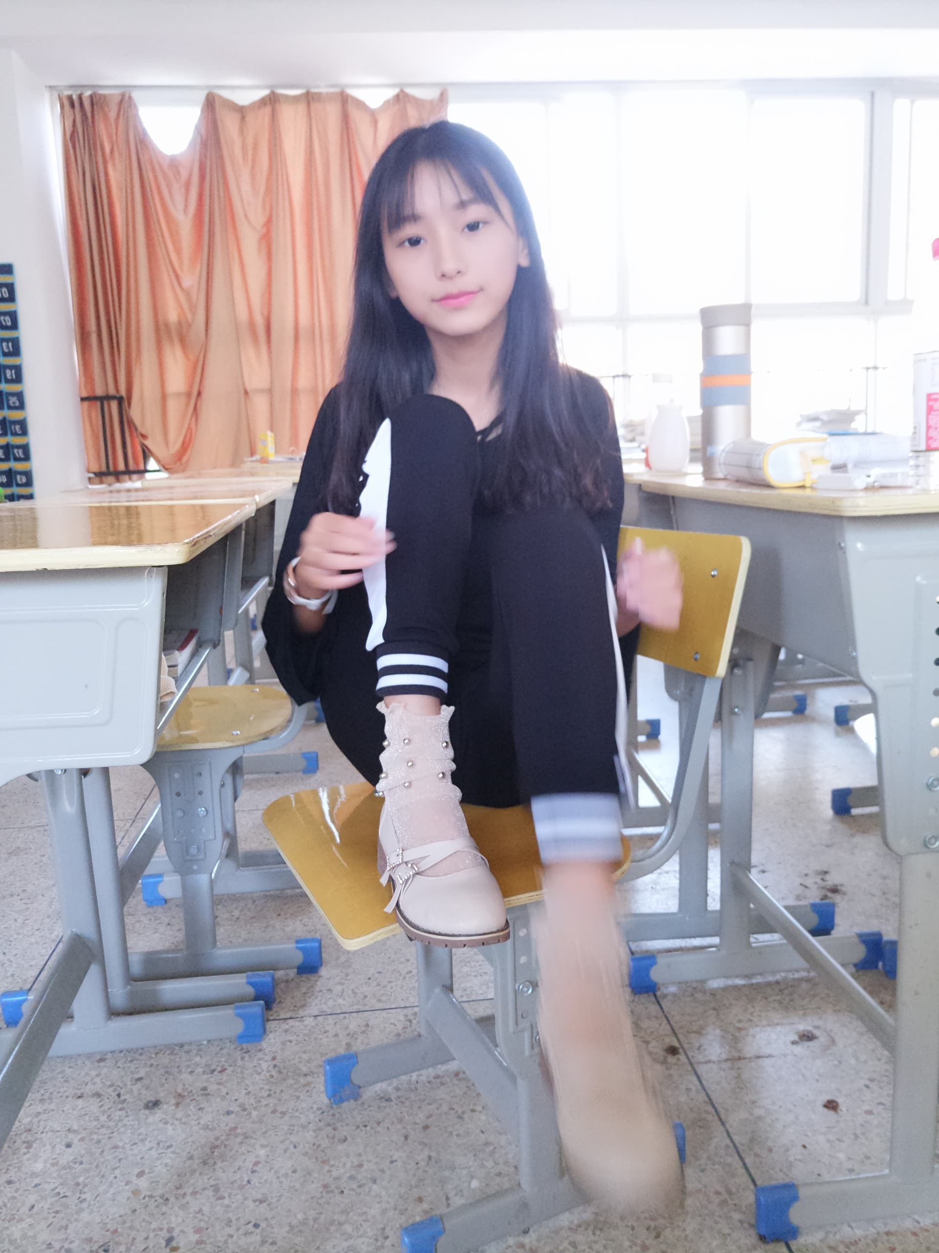 pearly sheen on socks