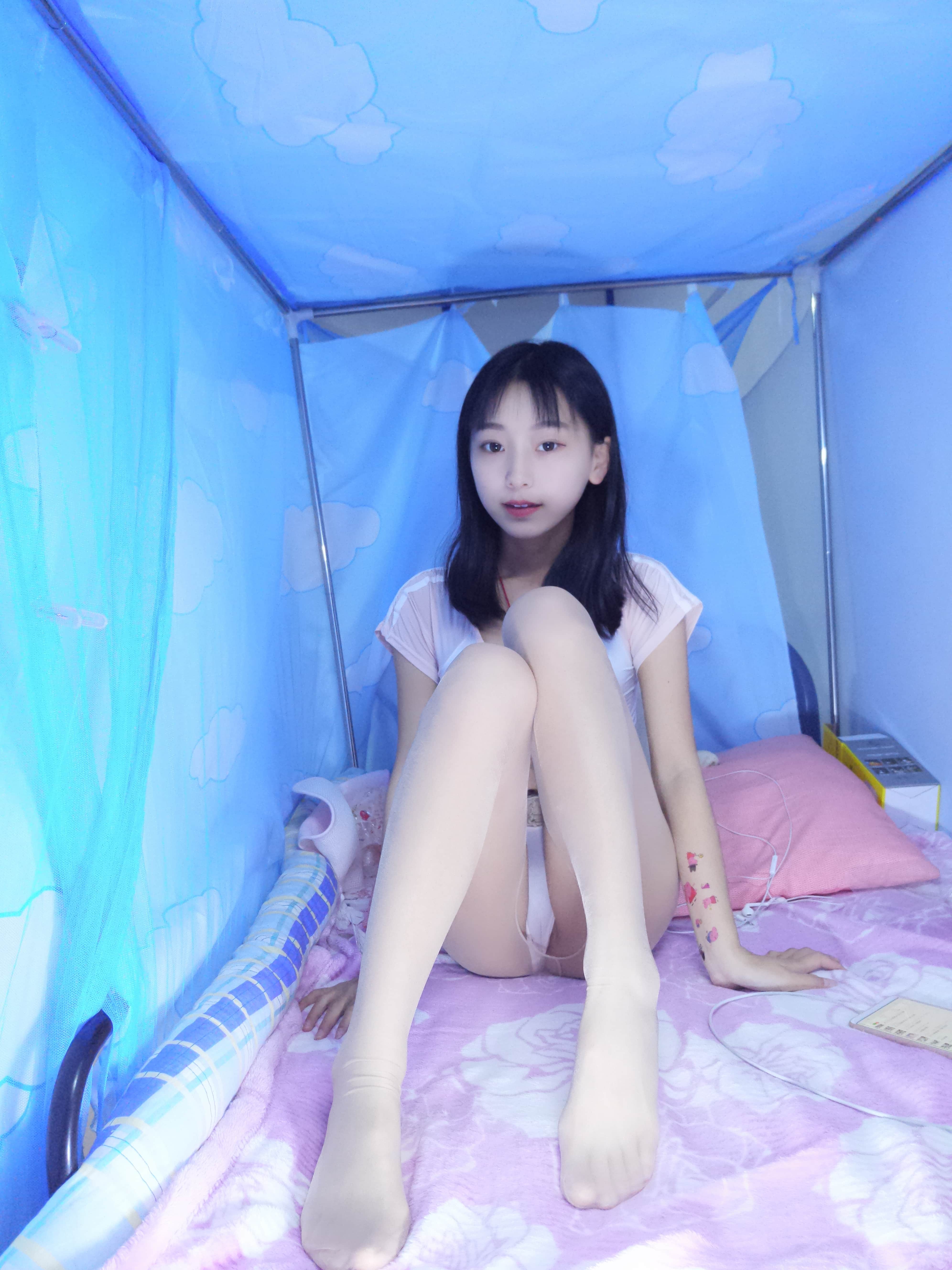 My Private Bed Photos: White Sexy Open-Crotch Stockings