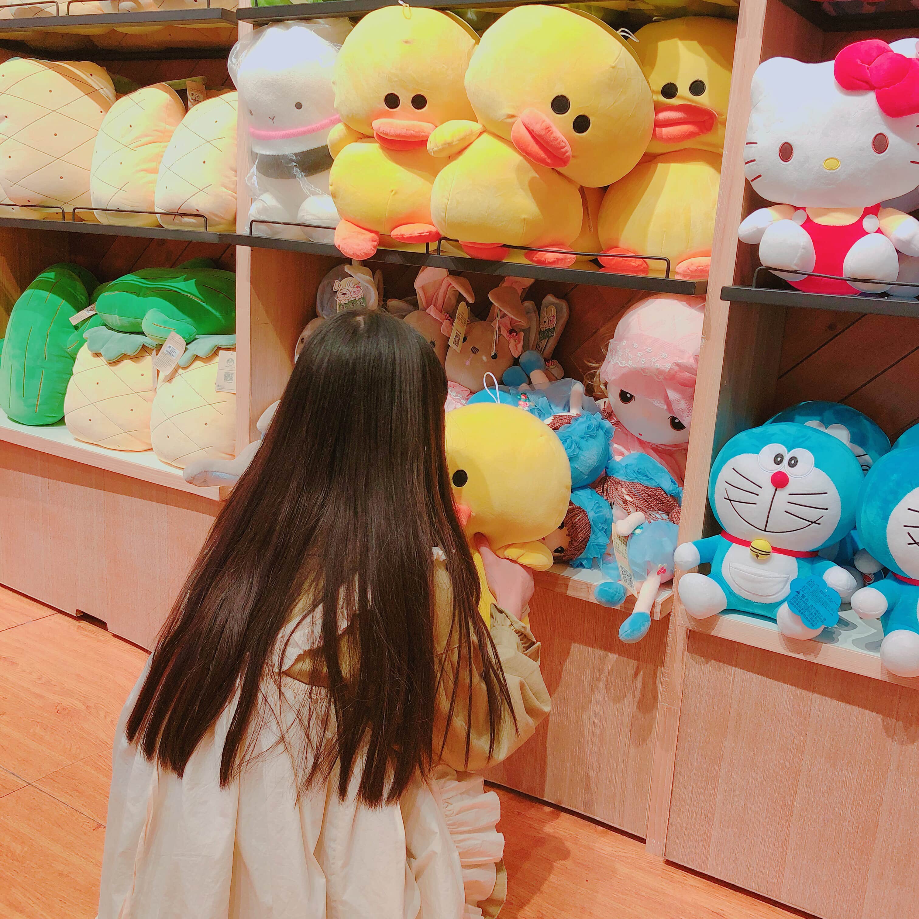 Thick nude pantyhose on legs