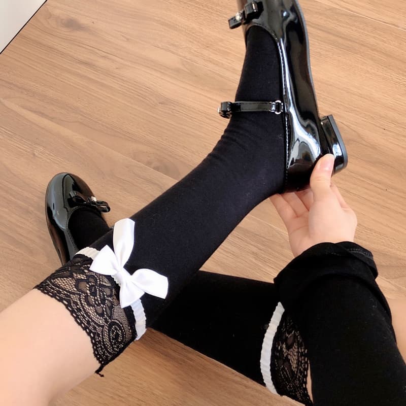 JK White Calf Socks for Women, Spring/Autumn Sweet Bow Lace Mid-calf Socks, Lolita Style