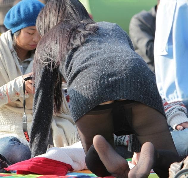 Black Stockings Look So Sexy on This Married Woman