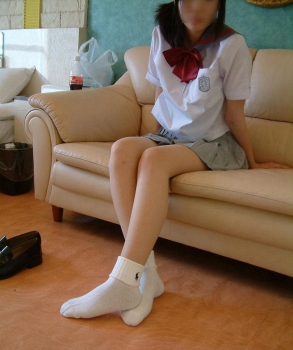 Brand new student shoes, brand new white cotton socks, still have the fold marks