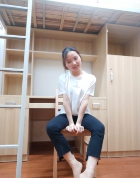 Moved into a new dorm, so happy.