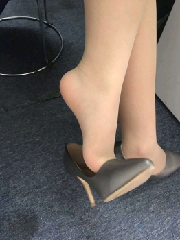 Stacked several pairs, hope you like them