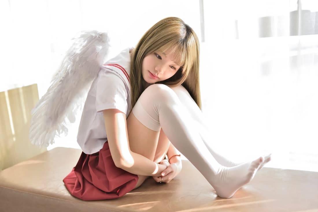 I want to hide in your body...