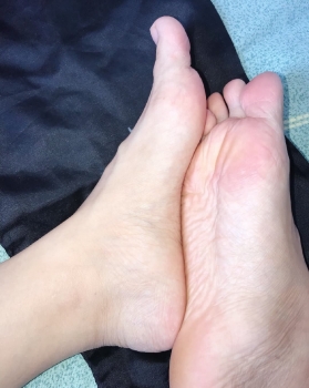 Today’s Beautiful Feet Share