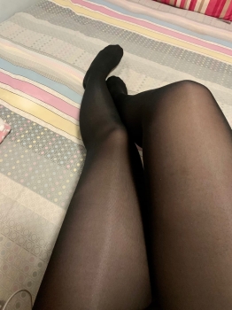 Black Stockings Are Better
