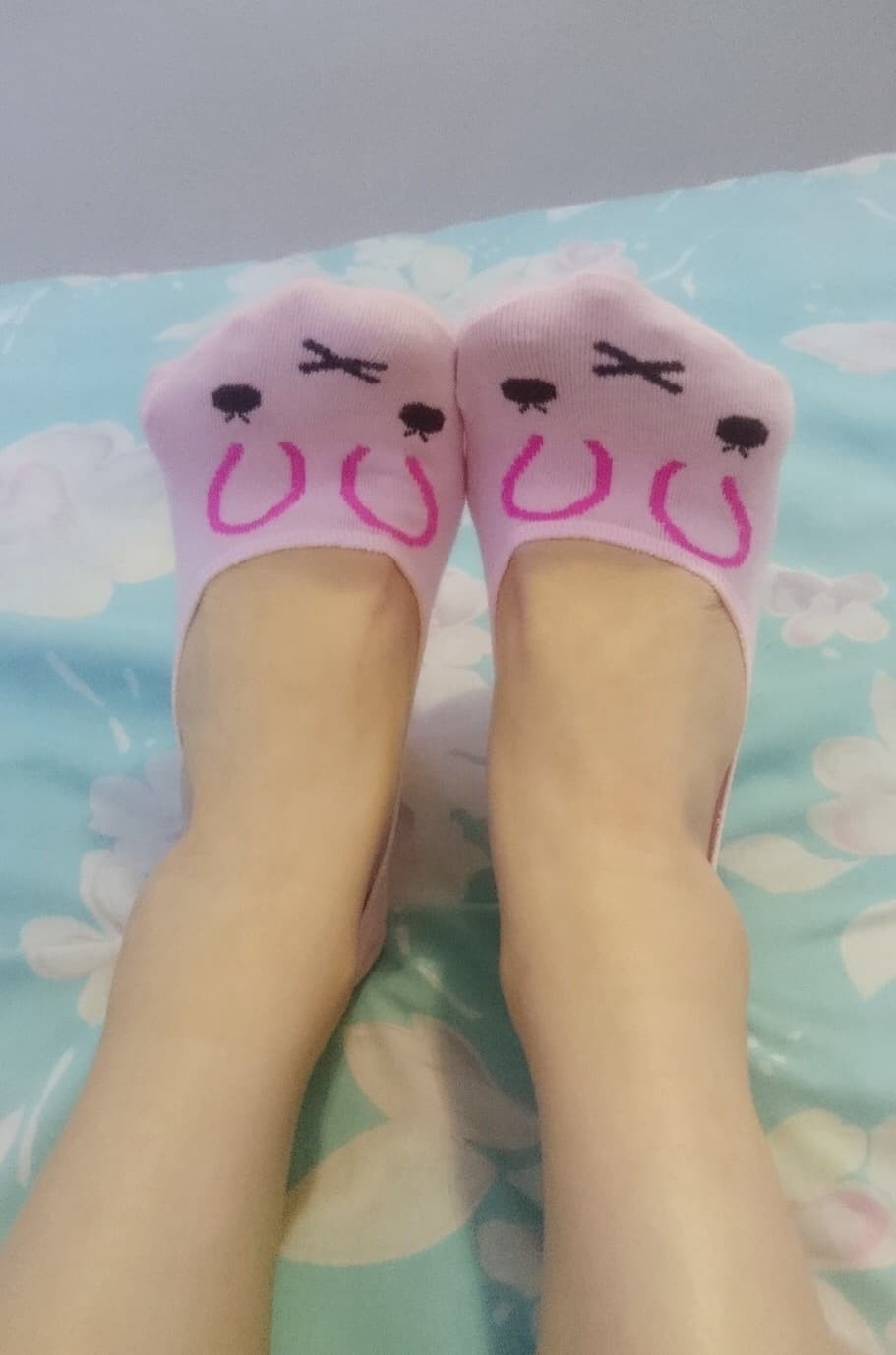 Five Toes Stretching Open, Let You See