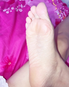 What Does Beautiful Foot Look Like After a Day?
