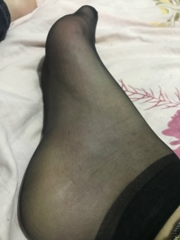 Silk begging to be licked