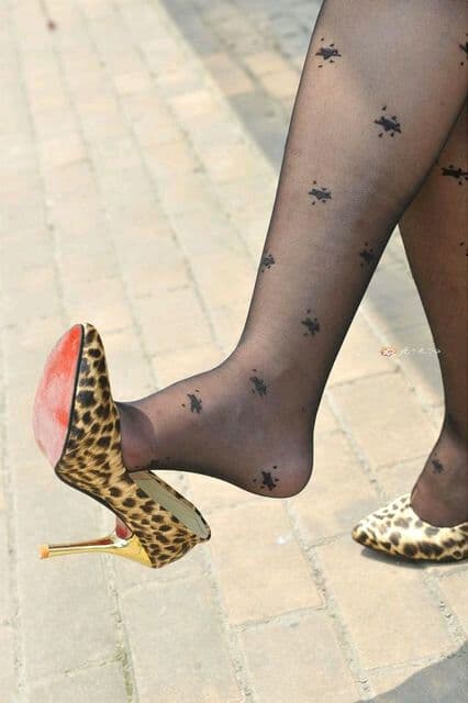 Familiar feet and familiar cotton socks