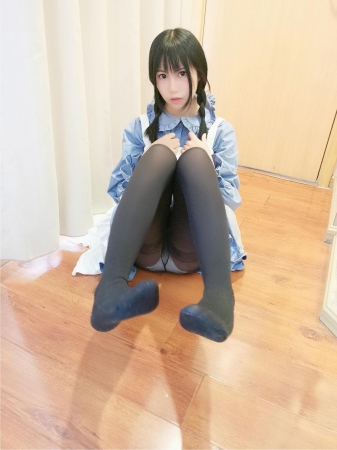 cute waitress – everything you asked for is here