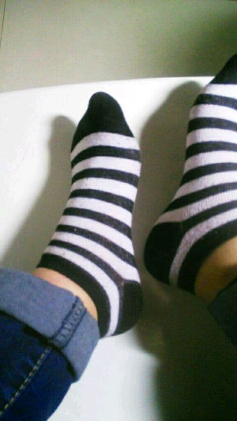 Pure Cotton Socks on a Student's Feet~~