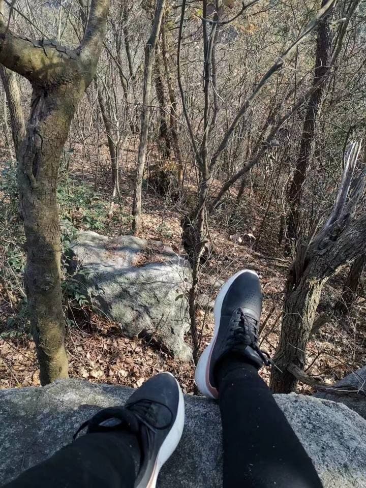 pedi-ready bare soles