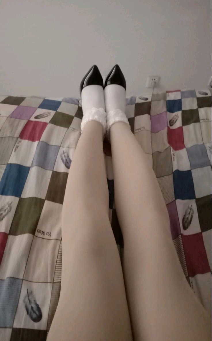 white lace socks closeup
