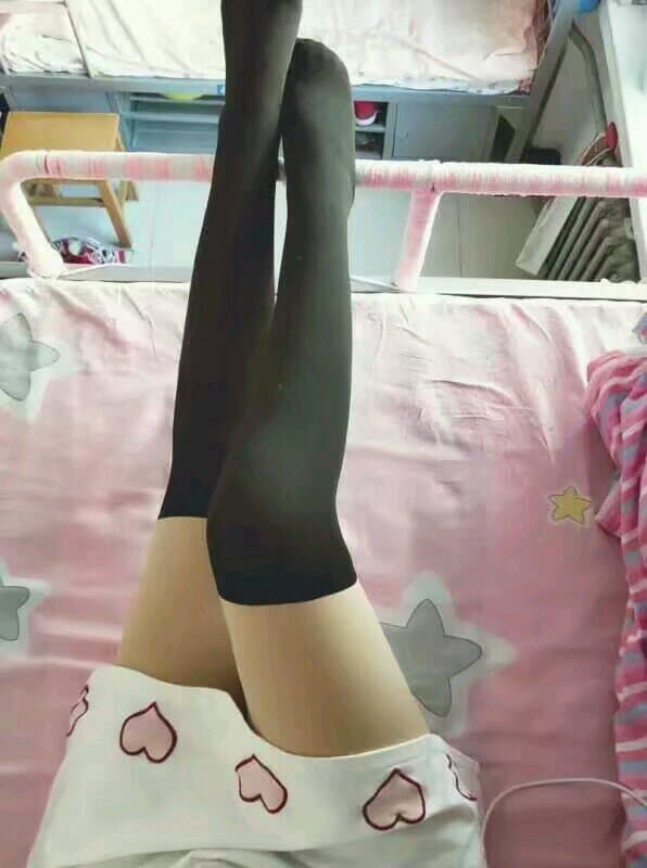 arched bare sole close-up