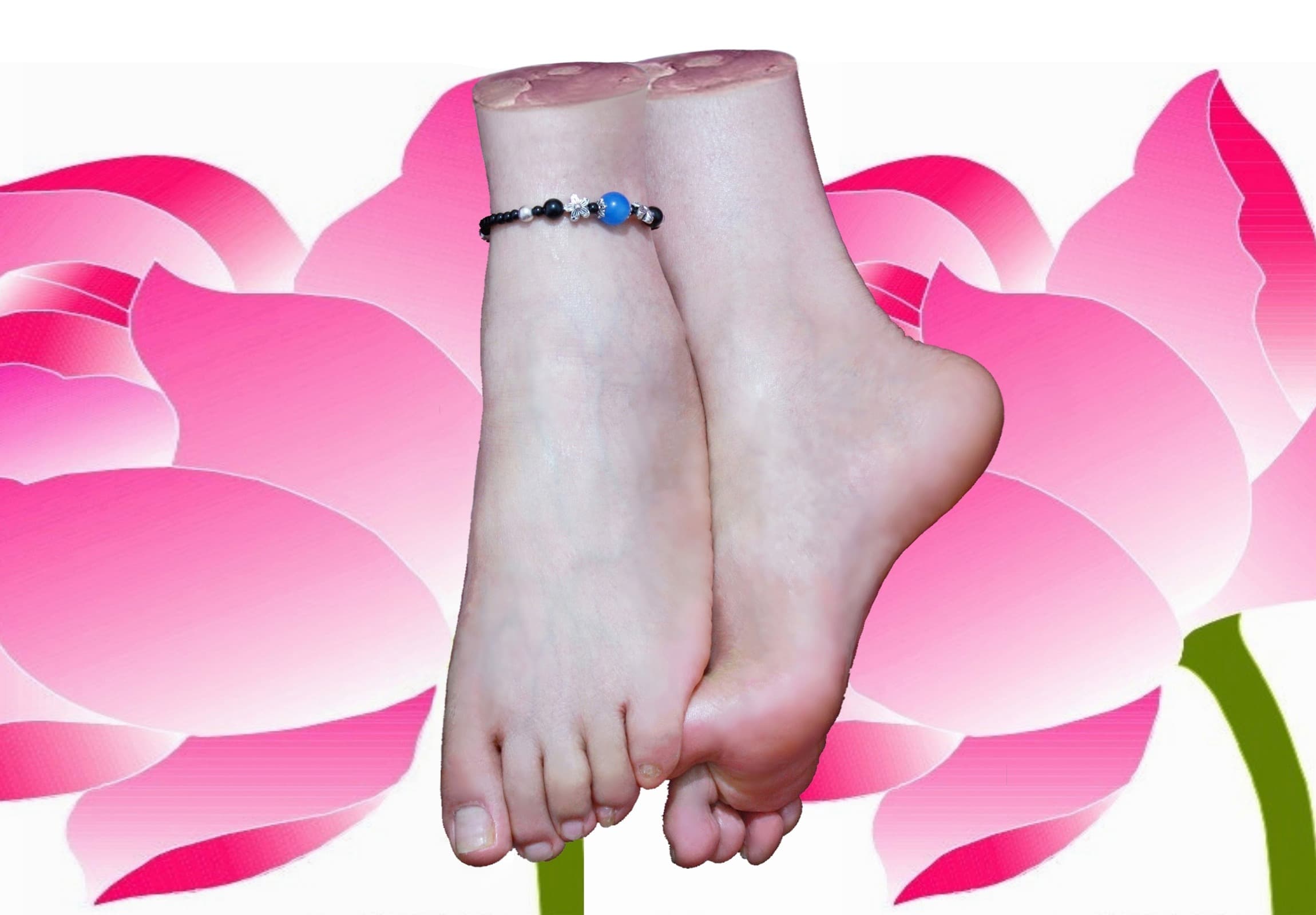 Textured sole with callus