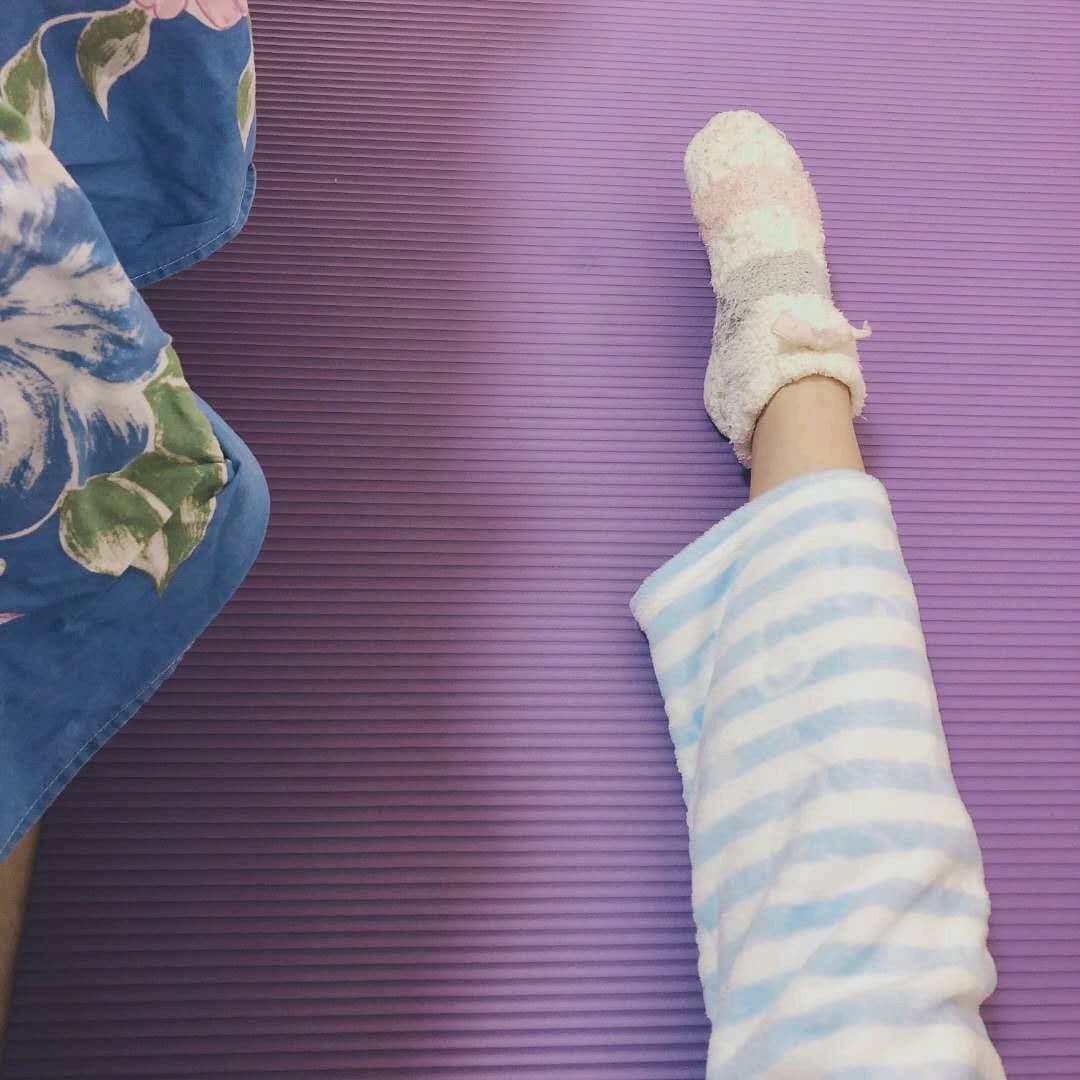 slender barefoot arch view