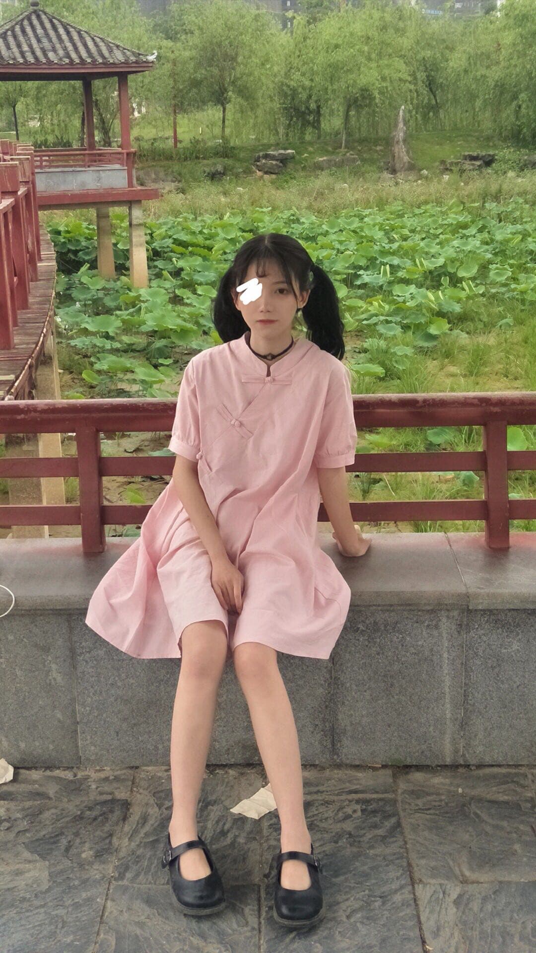 bare feet, dewy skin