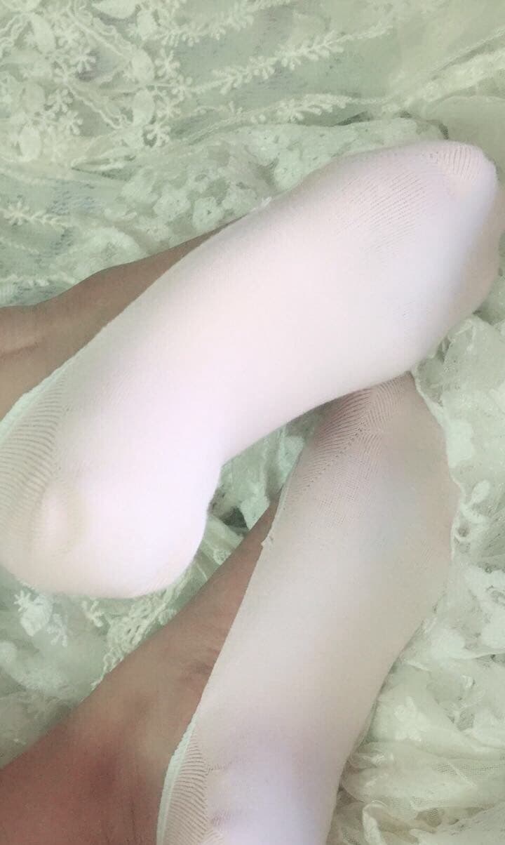 My Feet, So Tight