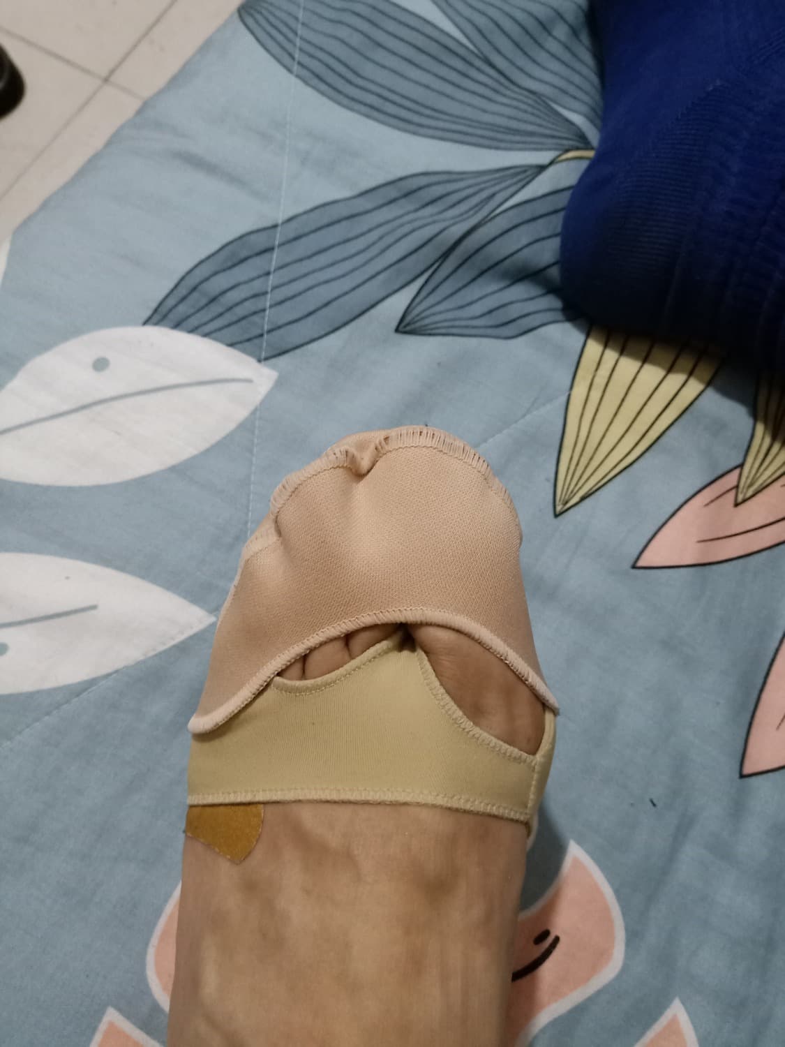 soft sole and nylon sheen