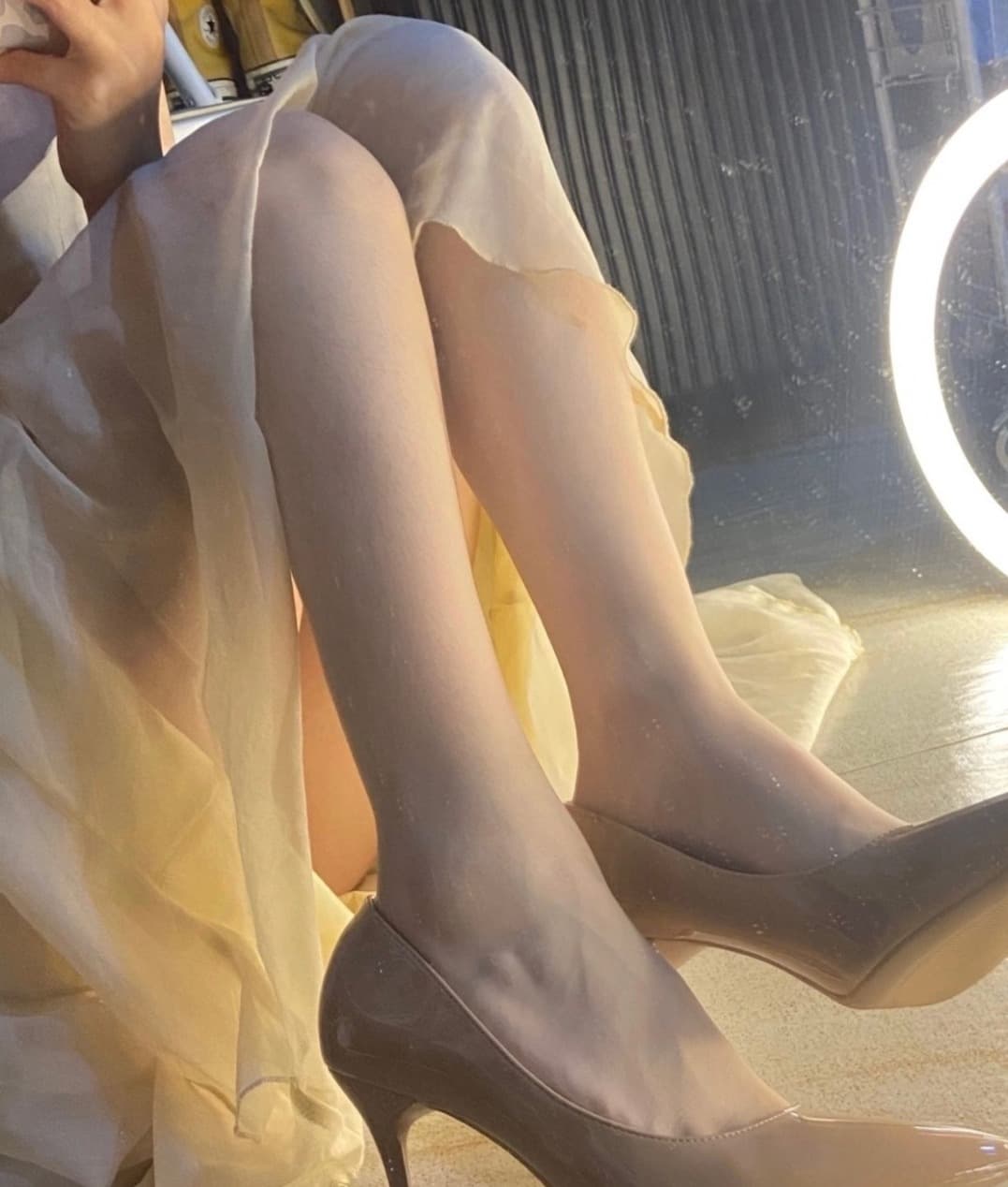 Sock creases on soft sole